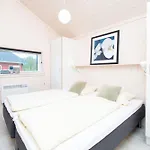 2 Sea C 27